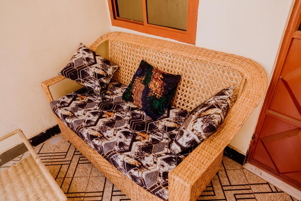 Kisanga Homestay Moshi Eksteriør bilde